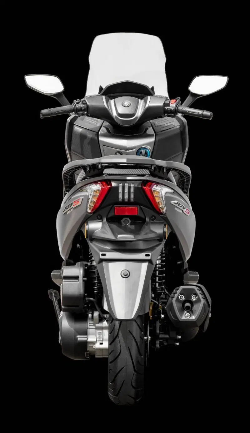 Cyclone RT3S (2025 - 26) (5)