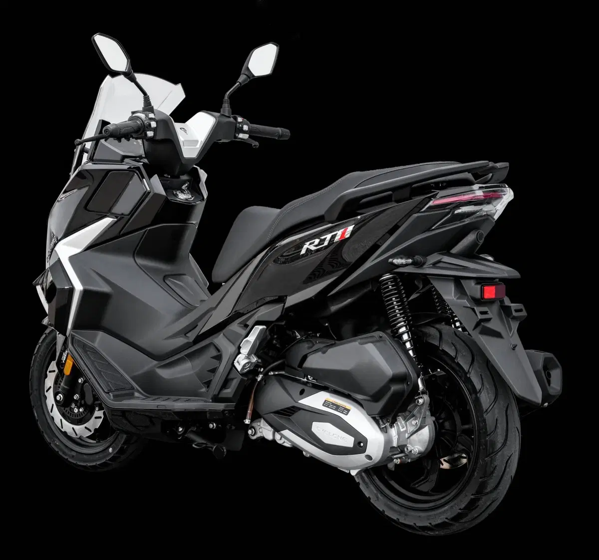 Cyclone RT1 (2025 - 26) (3)