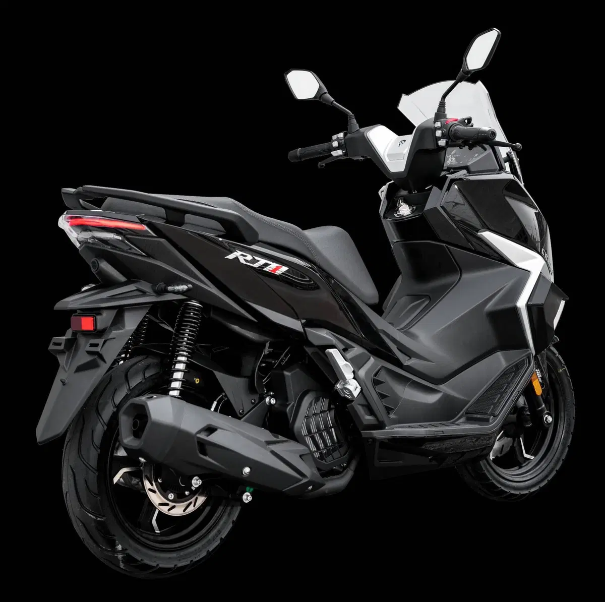 Cyclone RT1 (2025 - 26) (6)