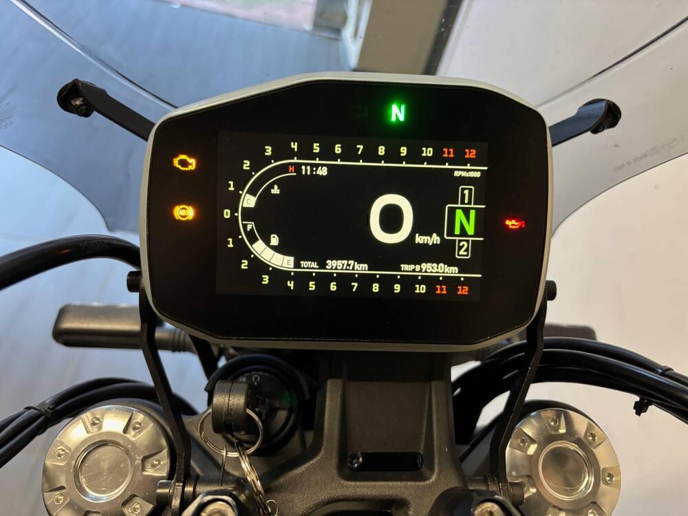 Benelli Leoncino 800 (2022 - 25) (4)