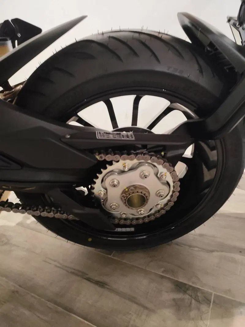 MV Agusta Superveloce 800 (2021 - 25) (14)