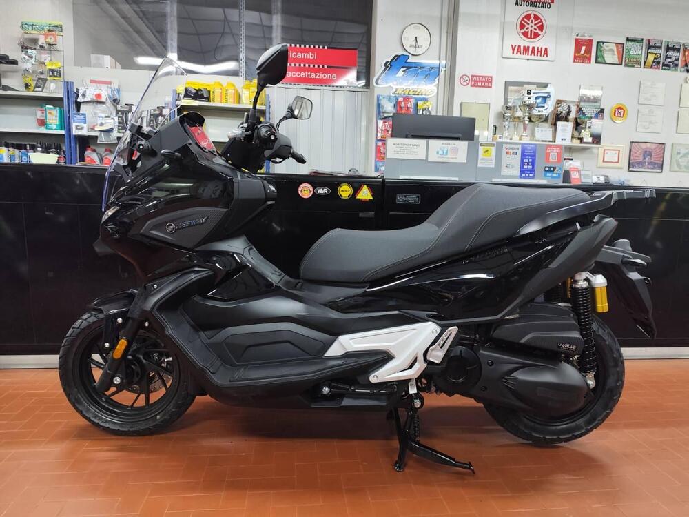 Keeway Motor Terrafina 350i (2025)