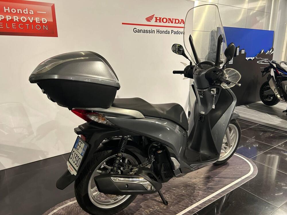 Honda SH 125 i ABS (2013 - 17) (2)