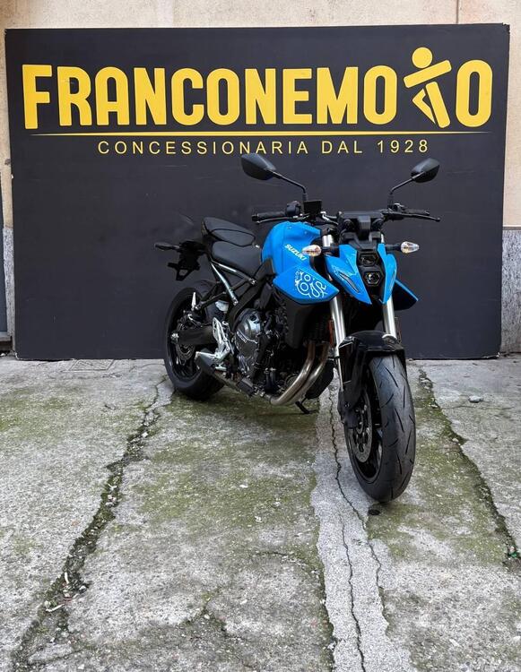 Suzuki GSX-8S (2025)