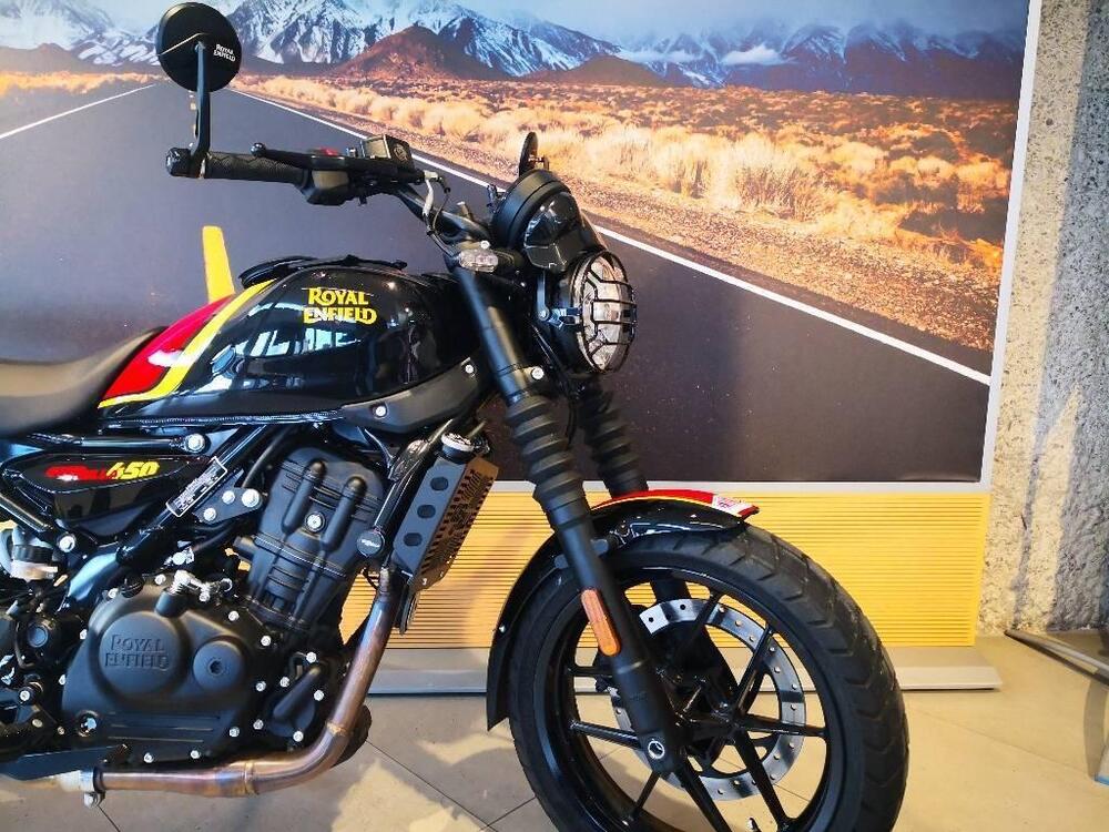 Royal Enfield Guerrilla 450 (2024 - 25) (4)