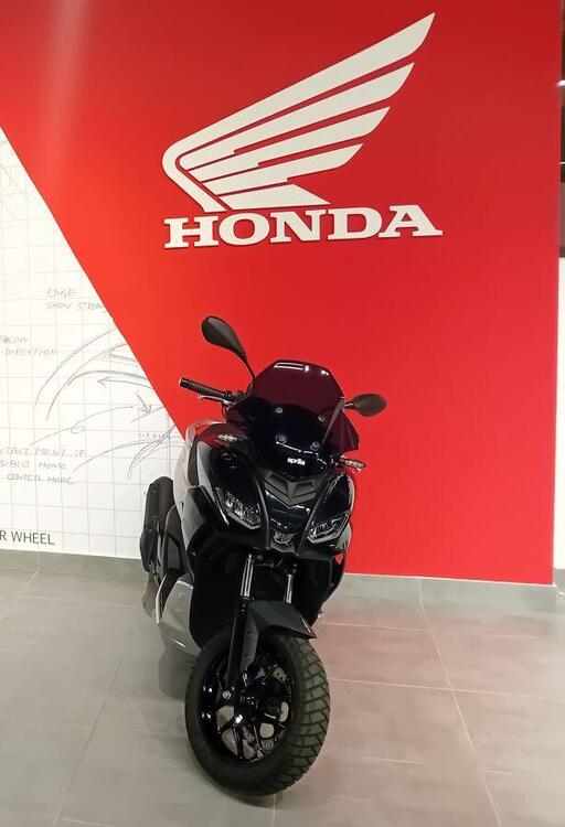 Aprilia SR GT 125 (2022 - 24) (3)