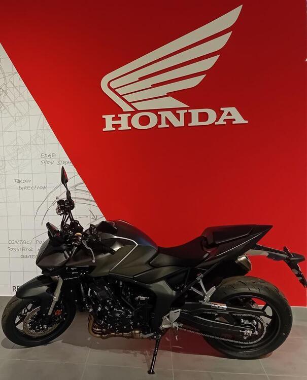 Honda CB 1000 Hornet (2025) (2)