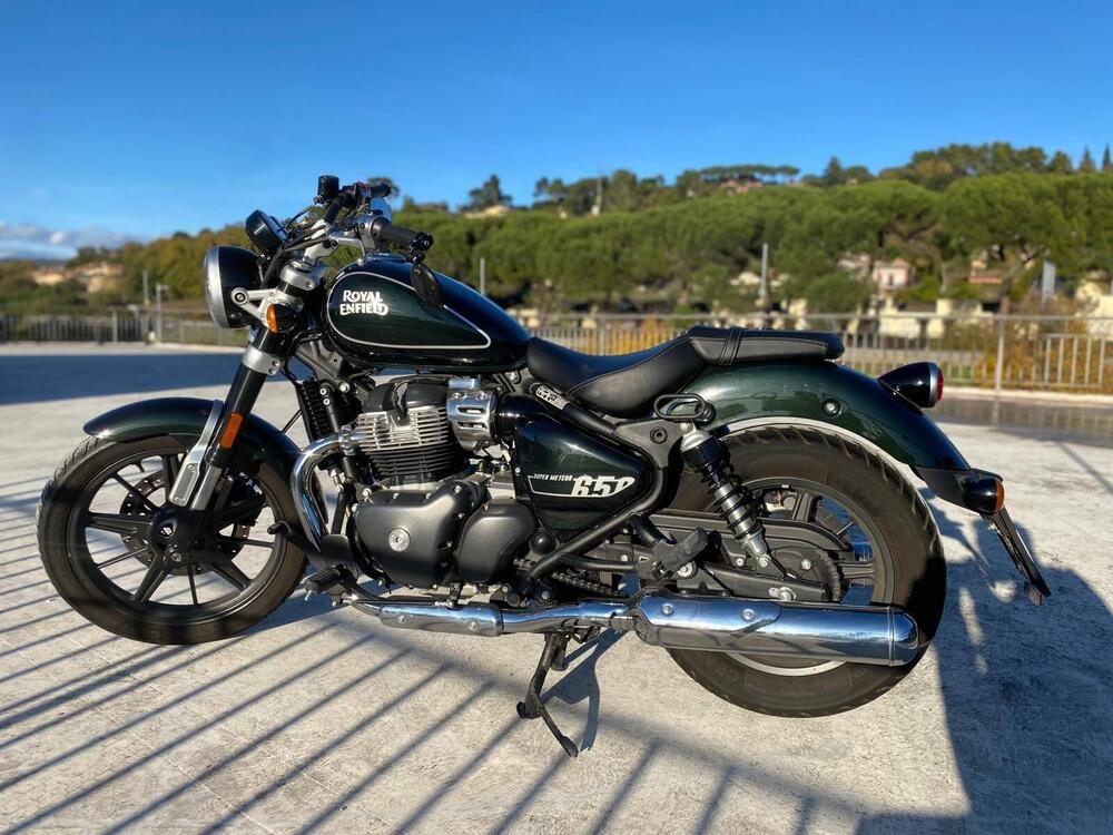 Royal Enfield Super Meteor 650 (2023 - 25) (3)