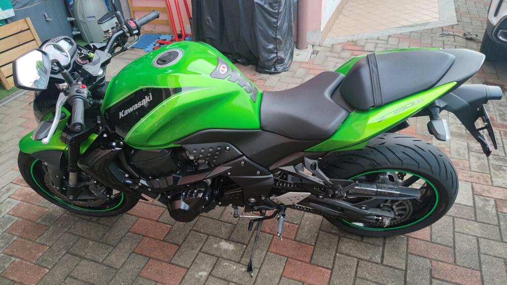 Kawasaki Z 750 R (2011 - 14) (3)