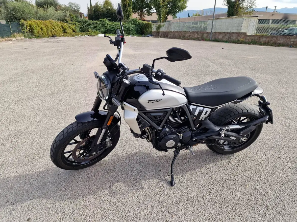 Ducati Scrambler 800 Icon (2023 - 24)