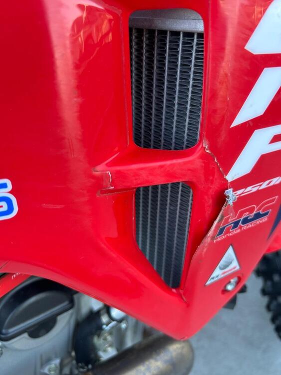 Honda CRF 250 R (2025) (4)