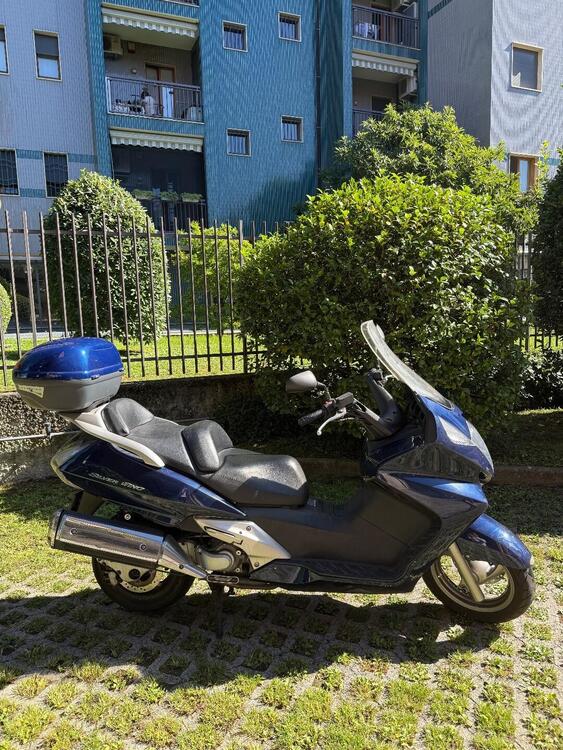 Honda Silver Wing 600 (2001 - 05) (3)
