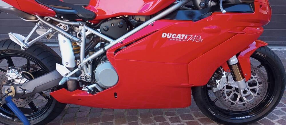 Ducati 749S (3)