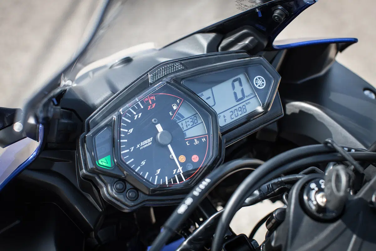 Yamaha YZF-R3 (24)