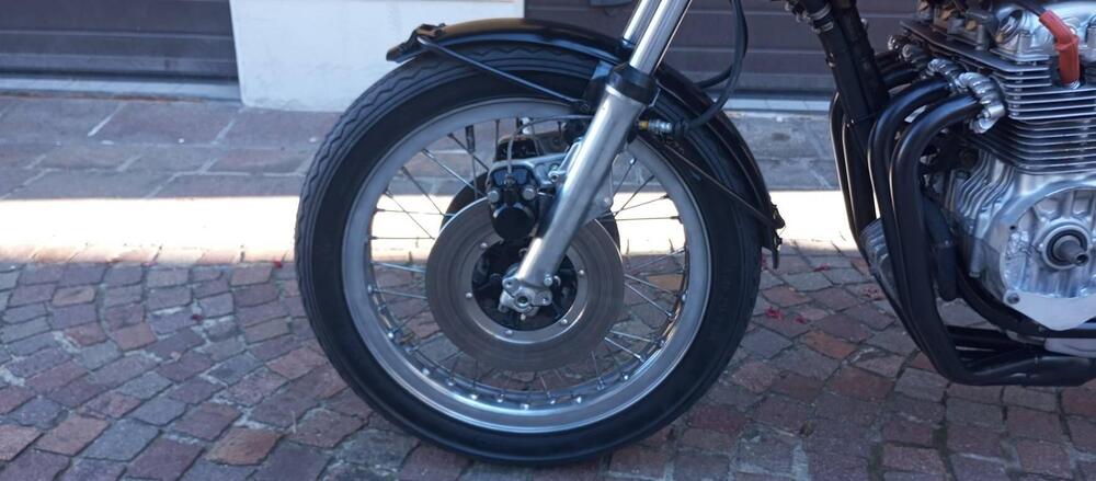 Honda  CB 400 FOUR DERIVATE DI SERIE (5)