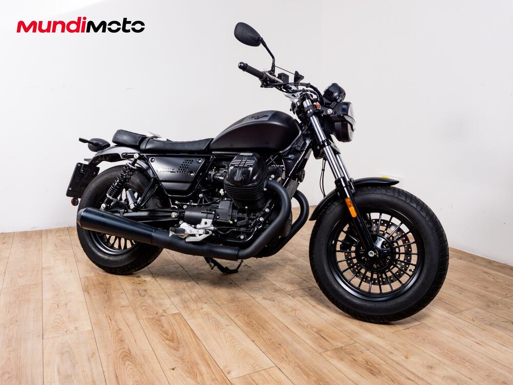 Moto Guzzi V9 Bobber (2021 - 25) (2)