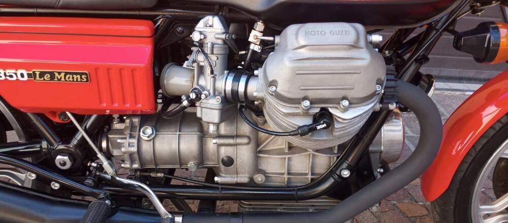 Moto Guzzi LE MANS 1 (3)