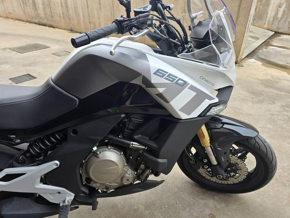 CFMOTO 650MT (2021 - 24) (2)