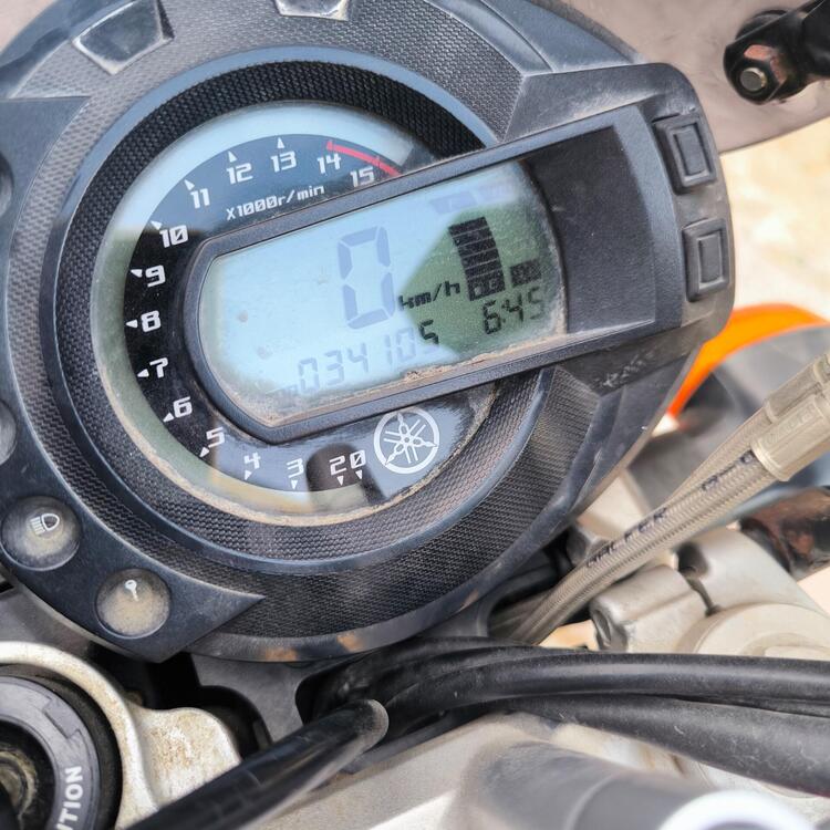 Yamaha FZ6 (2004 - 07) (3)