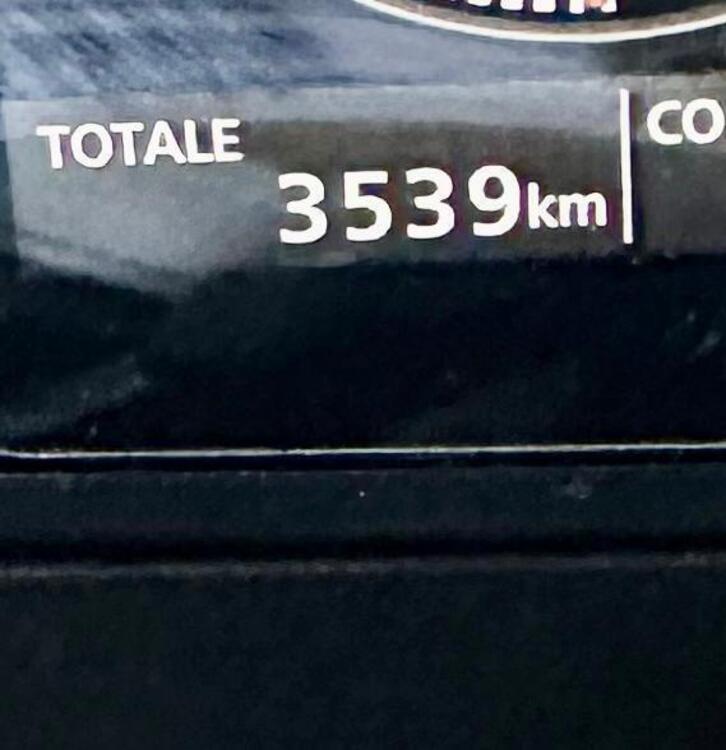 Honda CB 750 Hornet (2023 - 24) (5)