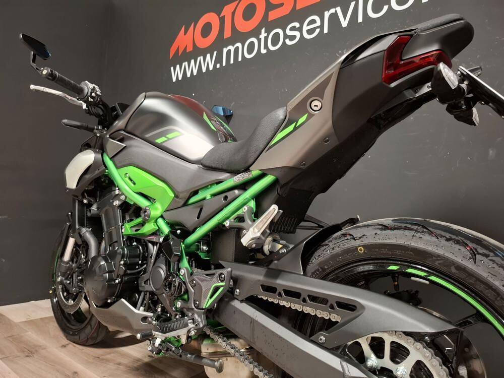 Kawasaki Z 900 (2025 - 26) (3)