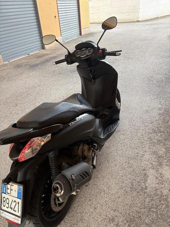 Piaggio Beverly 125 S i.e. (2010 - 17) (2)