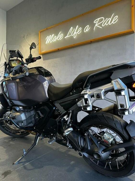 Bmw R 1300 GS Adventure Triple Black (2025) (3)