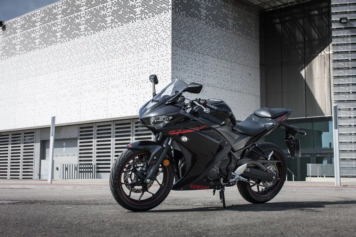 Yamaha YZF-R3 (22)