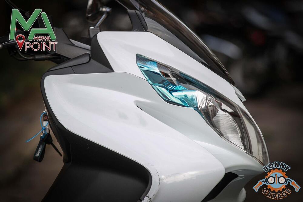 Suzuki Burgman AN 400 Lux (2012 - 16) (2)