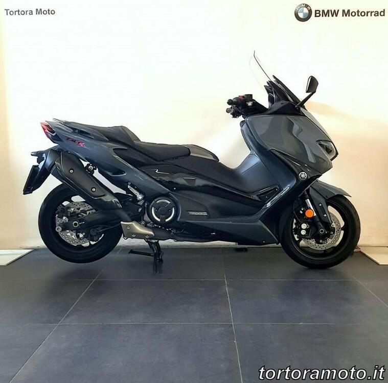 Yamaha T-Max 560 Tech Max (2020) (2)