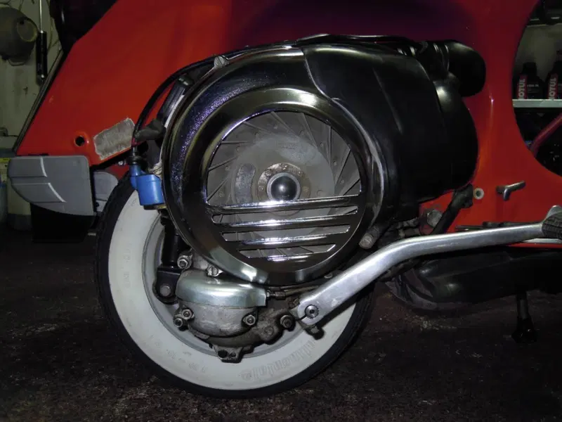 Piaggio Vespa p150x (9)