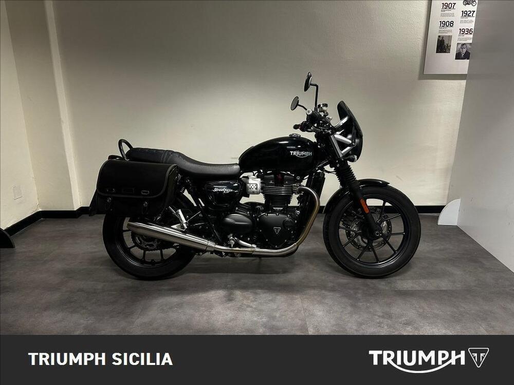 Triumph Street Twin 900 (2016)