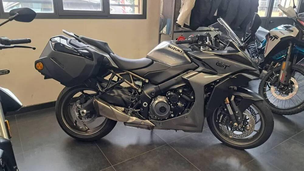Suzuki GSX-S1000GT (2025)