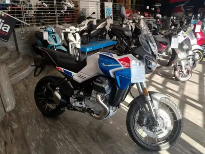Moto Guzzi Stelvio Duecento Tributo (2025 - 26) nuova