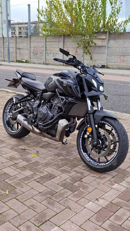 Yamaha MT-07 Pure (2023 - 25)