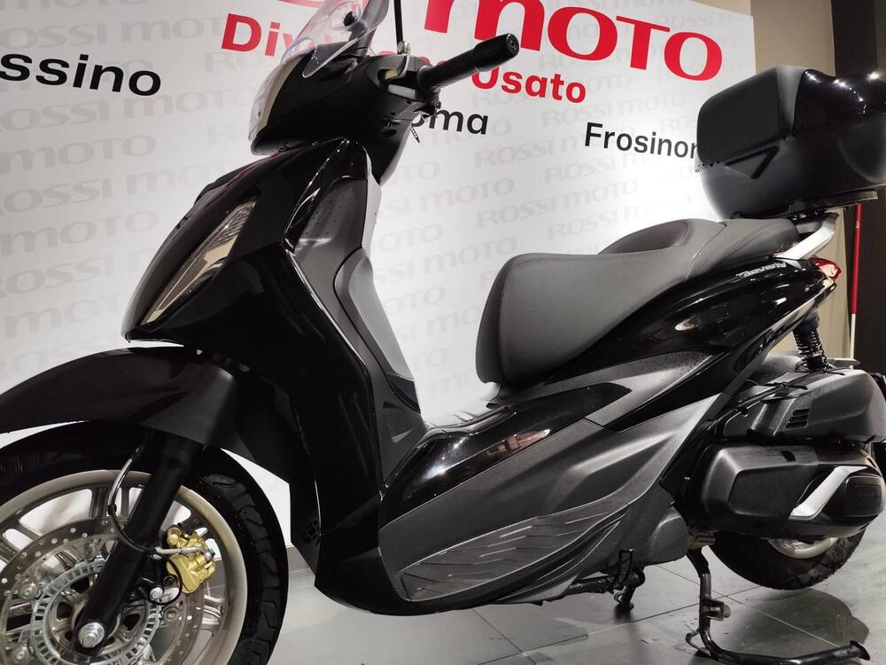 Piaggio Beverly 400 (2025) (2)