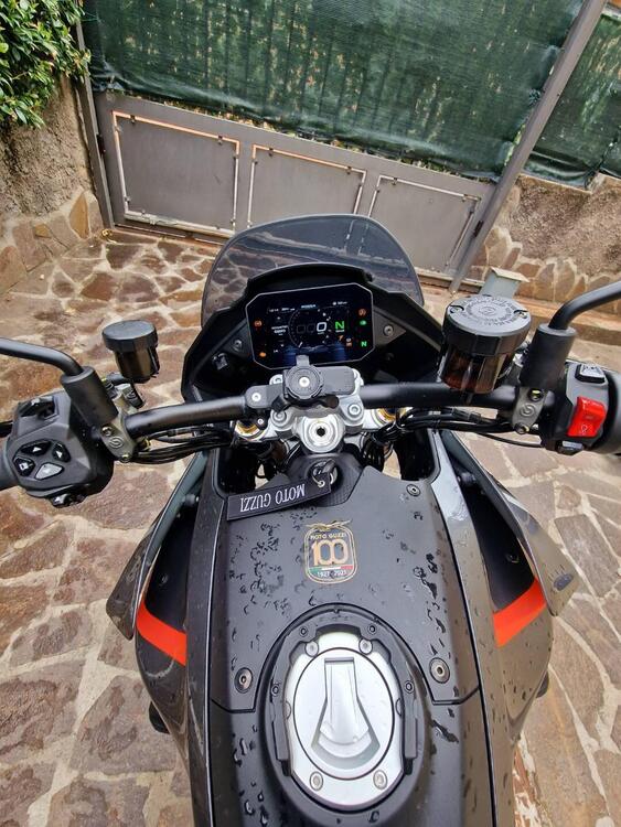 Moto Guzzi V100 Mandello S (2022 - 24) (5)