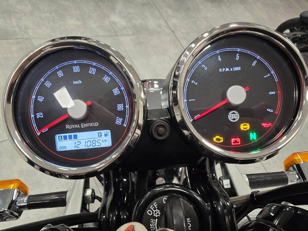 Royal Enfield Interceptor 650 (2021 - 25) (5)