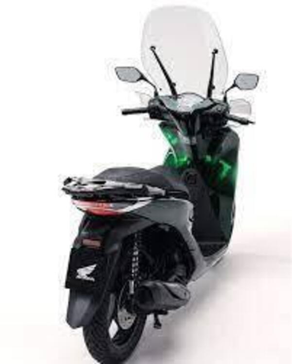Honda SH 150i Vetro (2024 - 25) (3)
