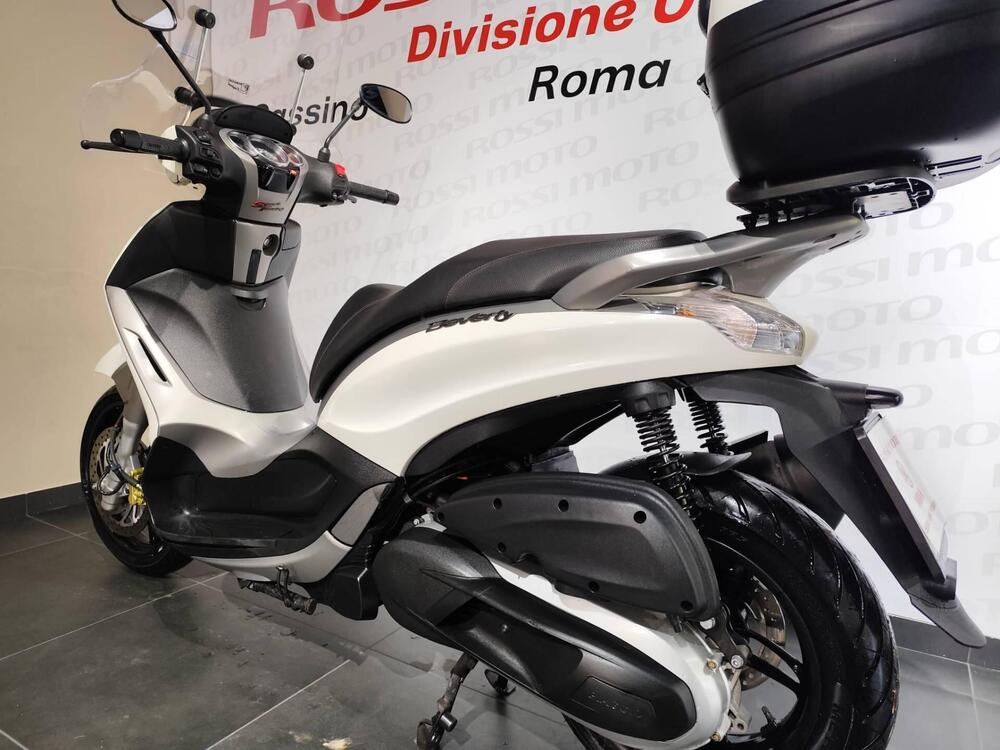 Piaggio Beverly 350 SportTouring ie (2011 - 15) (3)