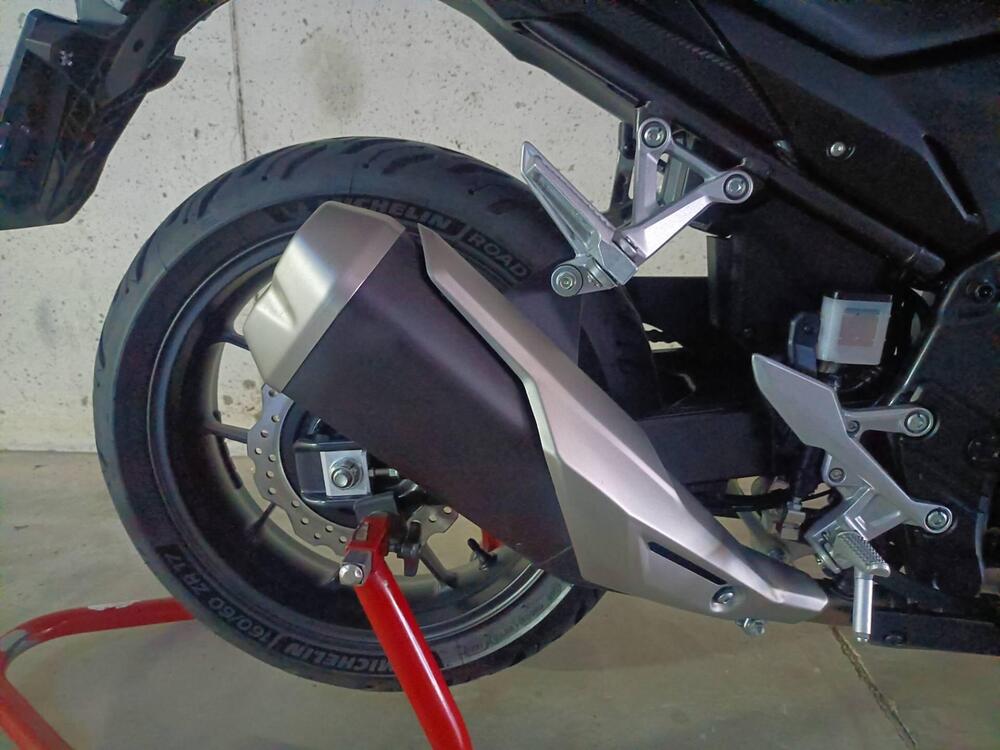 Honda CB 500 Hornet (2024 - 25) (4)