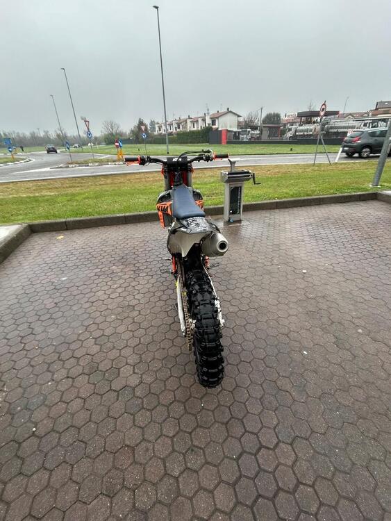 KTM 250 SX-F (2019) (4)