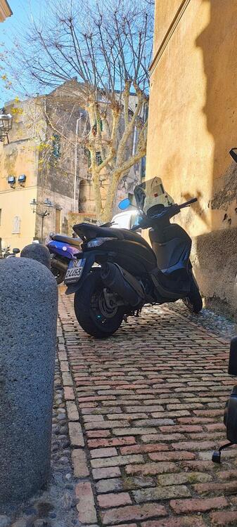 Piaggio Beverly 350 SportTouring ie (2011 - 15) (3)