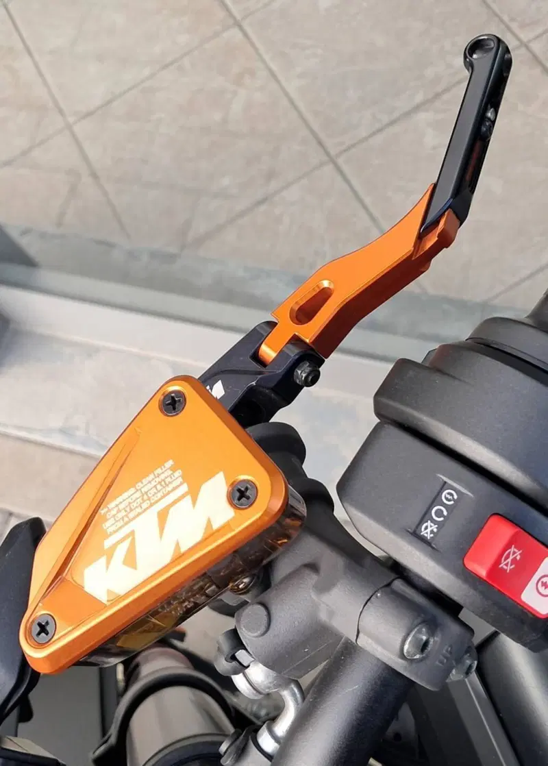 KTM 890 Duke (2021 - 23) (4)