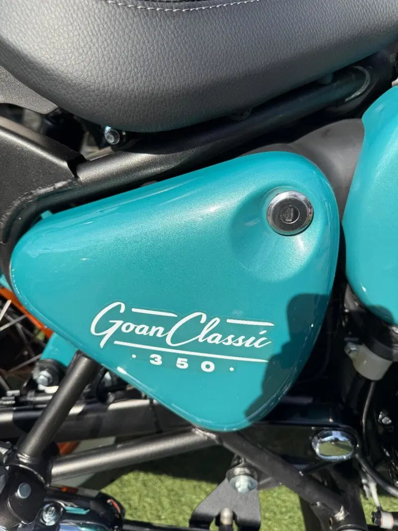 Royal Enfield Goan Classic 350 (2025 - 26) (11)