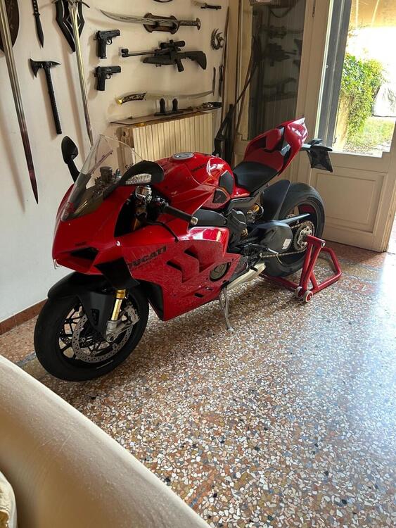 Ducati Panigale V4 S 1100 (2021) (5)