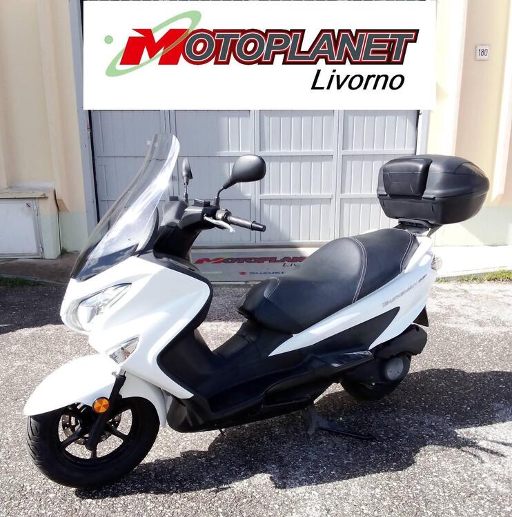 Suzuki Burgman UH 200 (2017 - 20) (3)