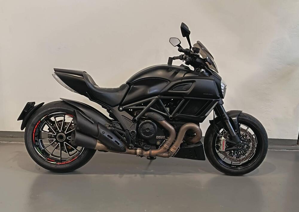 Ducati Diavel 1200 Carbon (2014 - 16) (4)