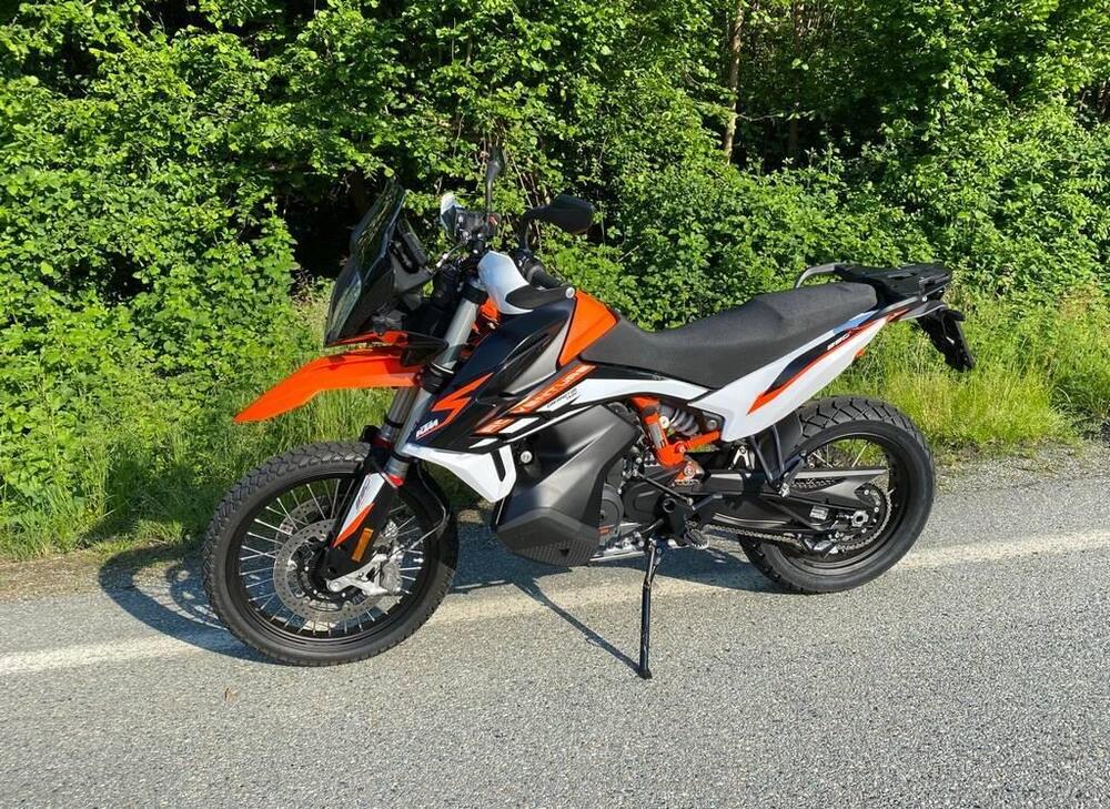 KTM 890 Adventure R (2021) (2)