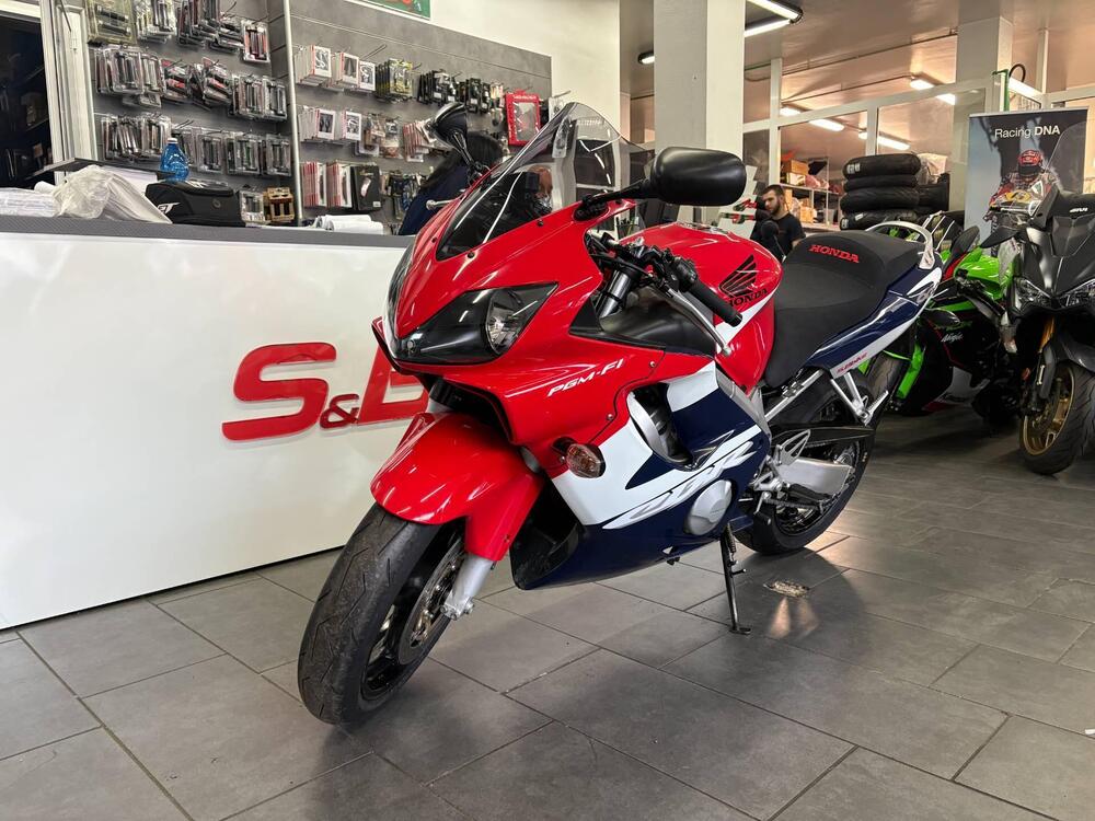 Honda CBR 600 F (2001 - 06) (2)